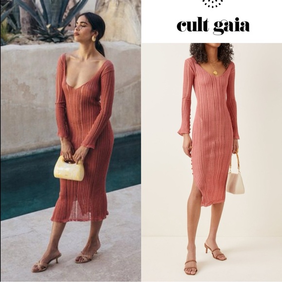 velvet knit dress THE NOELLE VELVET BOW SWEATER DRESS IN RED – Pink Desert main image 1